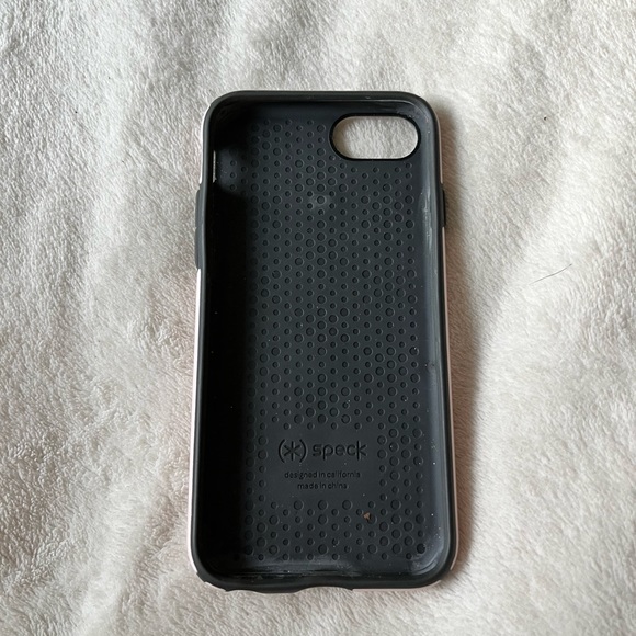 iPhone 8 Speck Case - Picture 2 of 3
